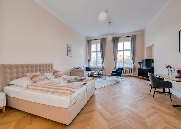 Jomi Stays - Privates Apartment Beim Ku\'Damm